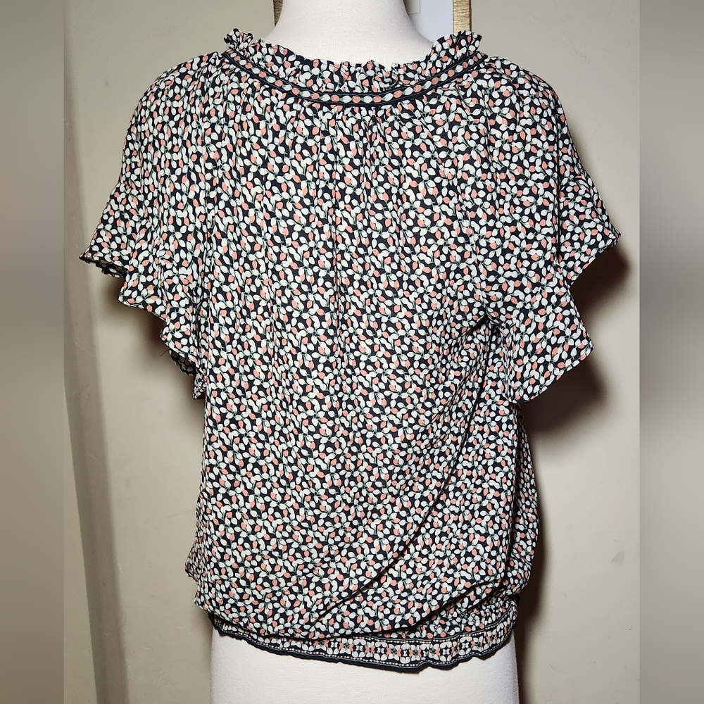 Max Studio Short Sleeve Floral Print Blouse Size Medium - Picture 3 of 6